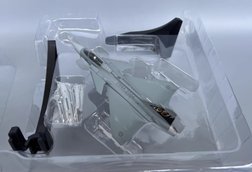 1:72 Aviation Saab JAS39A Gripen Swedish Air Force AF F17 Fighter Diecast Model - Picture 5 of 8