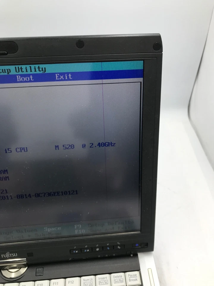 Fujitsu LifeBook T900 13.3" Intel Core i5 M520 2.4GHz NO HDD-SCREEN DAMAGE -MZ - Image 2 of 4