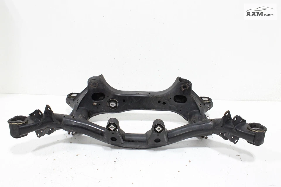 BMW 428i XDRIVE 2016 gran cupé suspensión trasera travesaño subchasis base OEM Foto 2 de 4