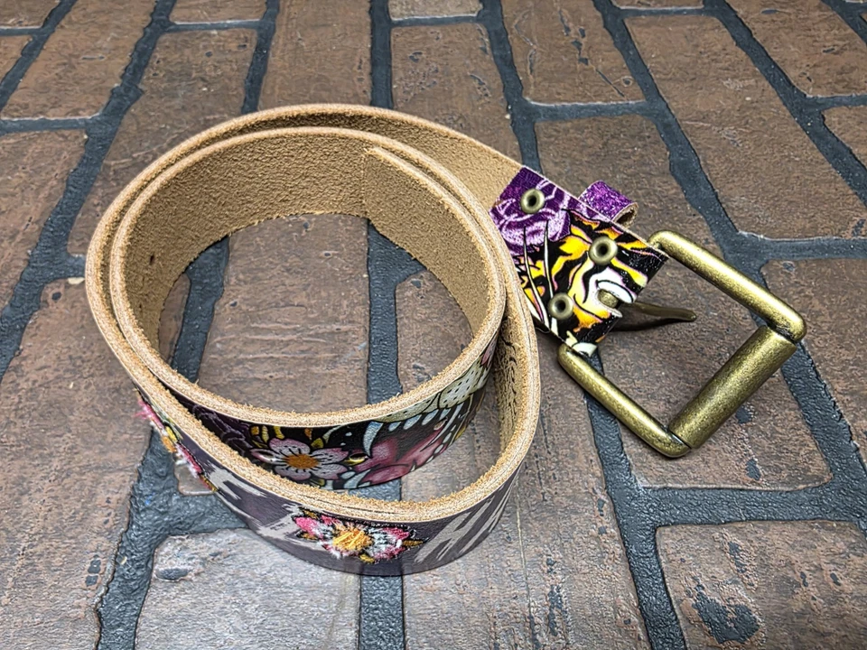 Ed Hardy Belt by Christian Audigier Genuine Leather Tiger Head Belt Size Small - Image 3 of 4