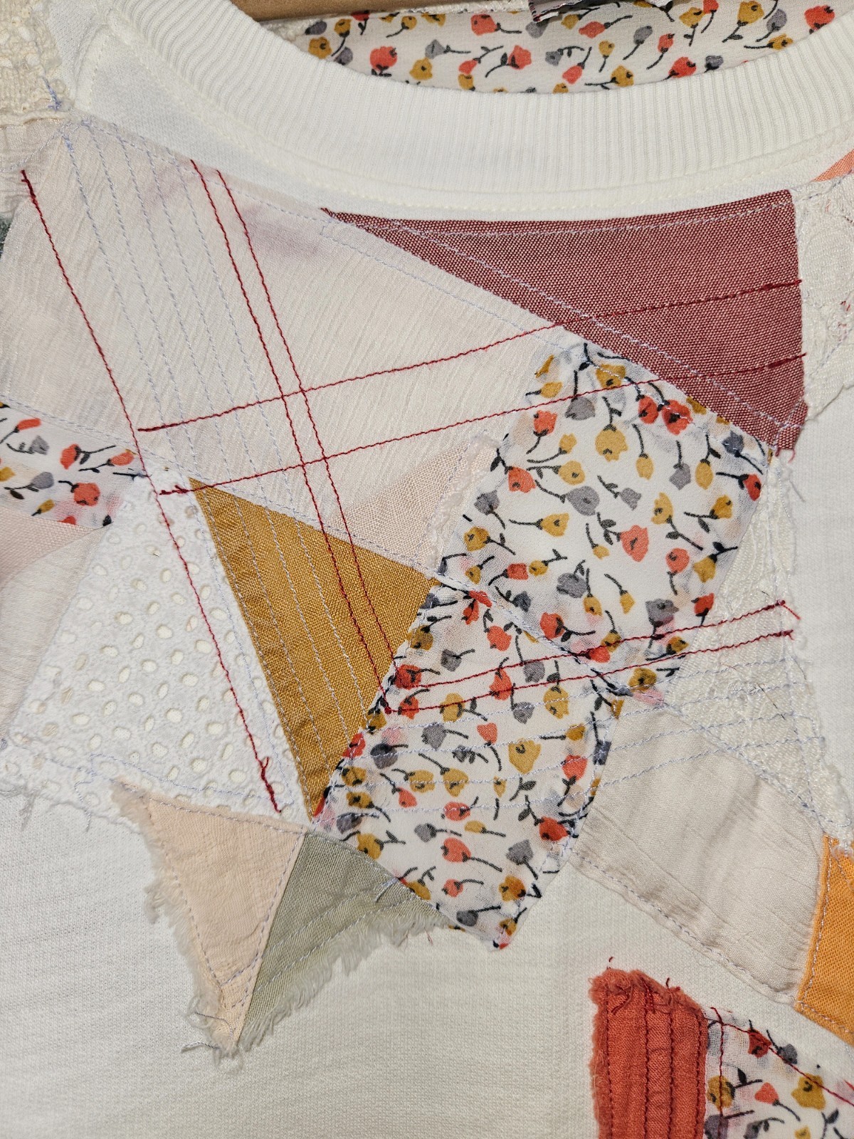 Postmark Patchwork Short Sleeve Sweatshirt Tee Si… - image 5