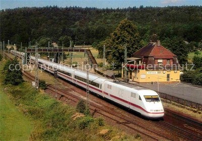 Railway Electric Express Railcar Train InterCity Express 401005 + 401505 Station