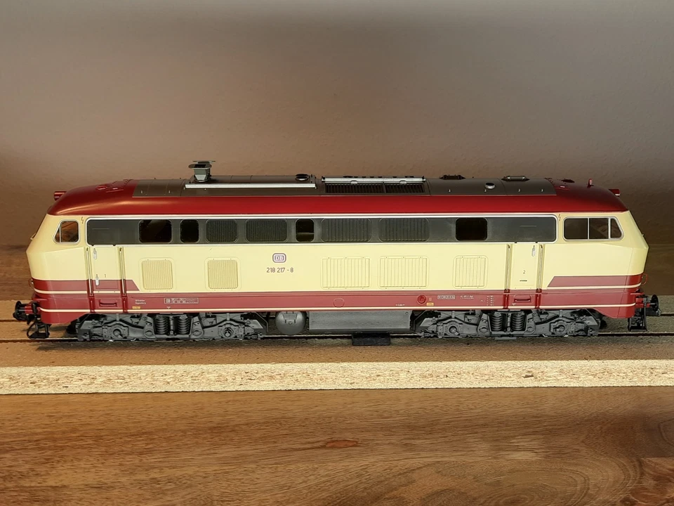 Märklin Spur 1 55711 Diesellokomotive BR. 218-217-8 der DB mit OVP und Zubehör  - Bild 4 von 4