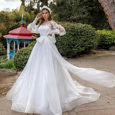 Luxury A Line Muslim Wedding Dresses Appliques Jewel Neck Court Train Bride Gown