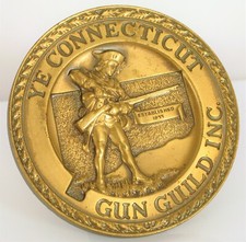 VINTAGE YE CONNECTICUT GUN GUILD INC PATRIOT BELT BUCKLE ESTABLISHED 1944 BRONZE