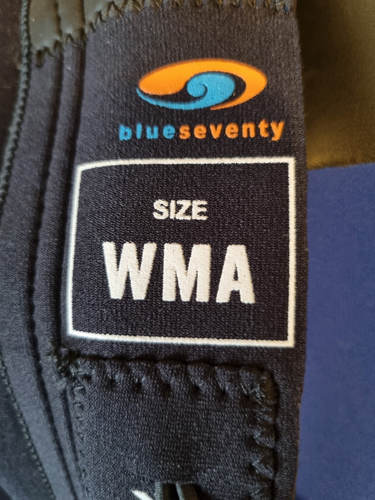 LADIES size 14/16 WOMENS FULL Length BLUESEVENTY SWIMMING WETSUIT