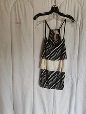 New Mode Usa Black And White Tank W/ Elastic Bottom Size S