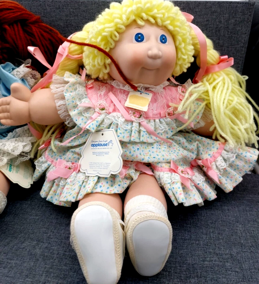 PARCHE DE REPOLLO PORCELANA VINTAGE NIÑOS CON ETIQUETAS 1985 LOTE DE 2 OFERTAS BIENVENIDAS  Foto 2 de 4