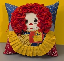 Vtg Raggedy Ann Throw Pillow - Handmade Handcrafted Yarn Patchwork Cottage Decor