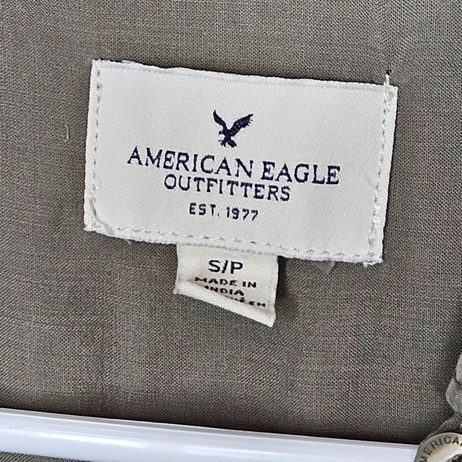 American Eagle Casual Button Down Patch Montauk S… - image 4