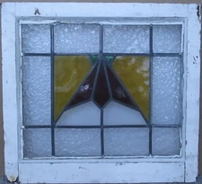 PRETTY GEOMETRIC OLD ENGLISH LEADED STAINED GLASS WINDOW 21.75" X 20"