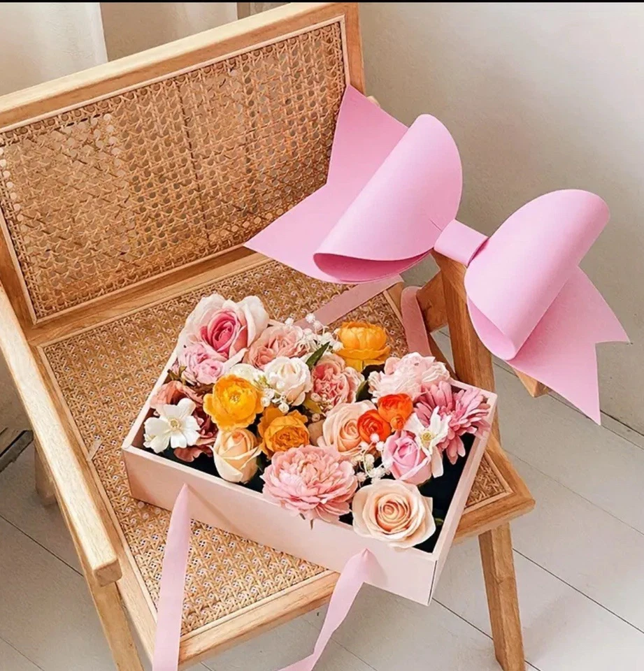 Caja de regalo rosa grande, caja de arco rosa, caja de regalo de lujo Foto 2 de 4