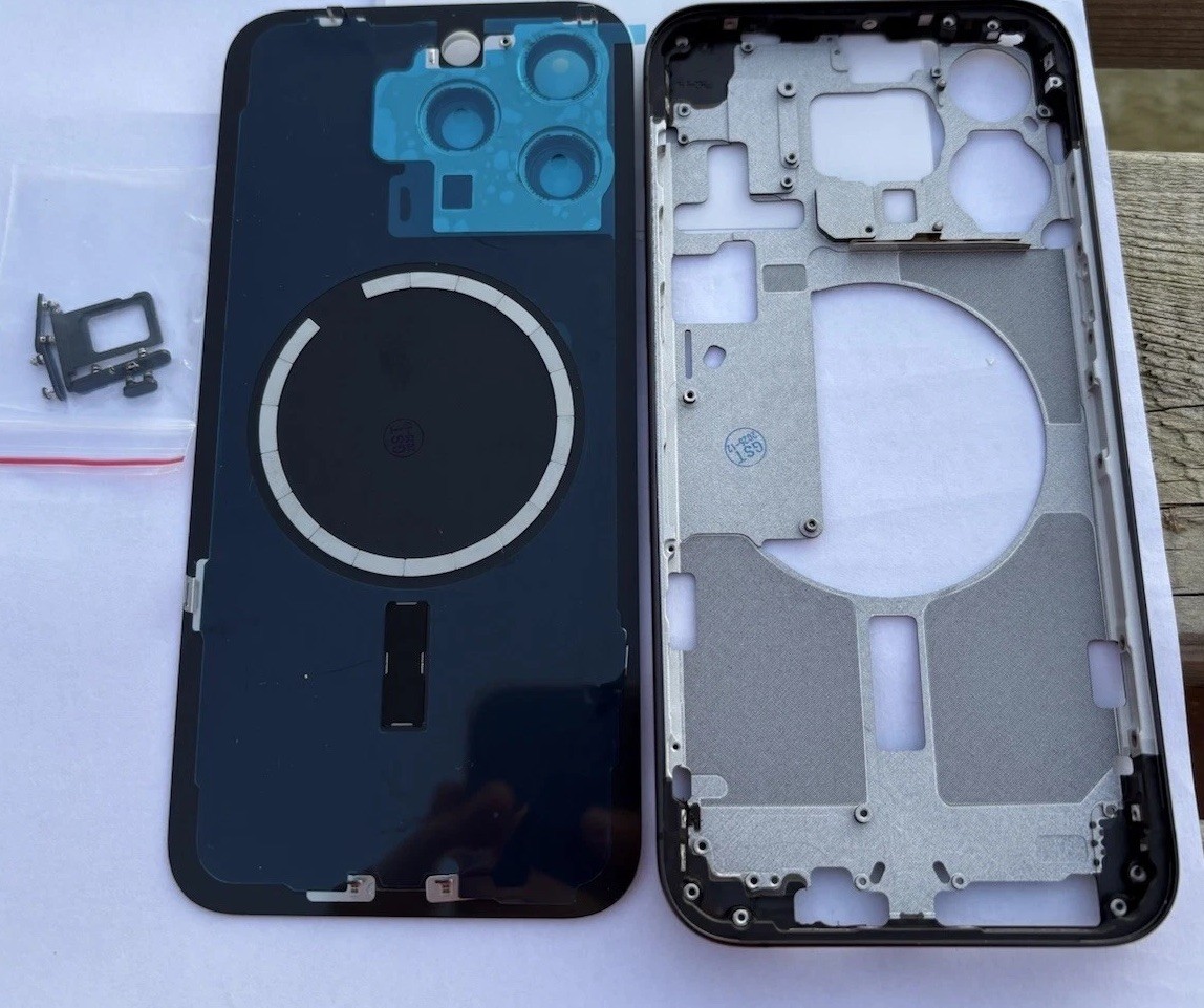 Châssis iPhone 15 Pro Max noir titane boîtier nu de remplacement
