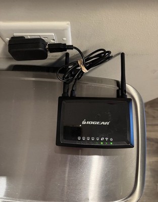 IOGEAR GUH284 Wireless Router 5-Port Ethernet 150 Mbps WPS Black