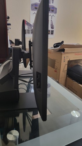 Dell Monitor P2314Tt Touchscreen 1920 x 1080P COMPLETE w/individual stand/ Black - Picture 9 of 17
