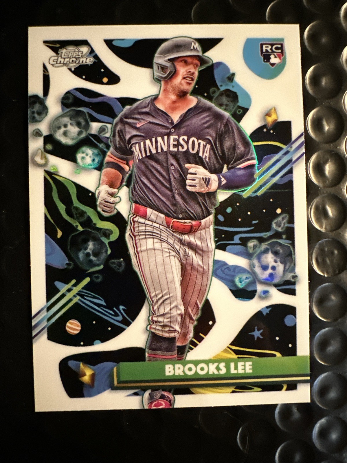 2025 Topps Cosmic Chrome Brooks Lee RC White Hole SSP #129 Minnesota Twins