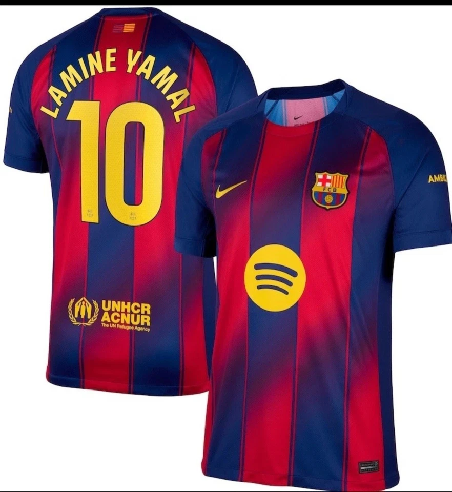 Camisetas de fútbol, versión fan (con shorts) y versión jugador (sin shorts) Foto 2 de 4