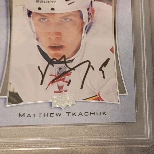 Matthew Tkachuk signed 2016-17 O-Pee-Chee Hockey Rookie Card RC IP auto PSA NHL view 2