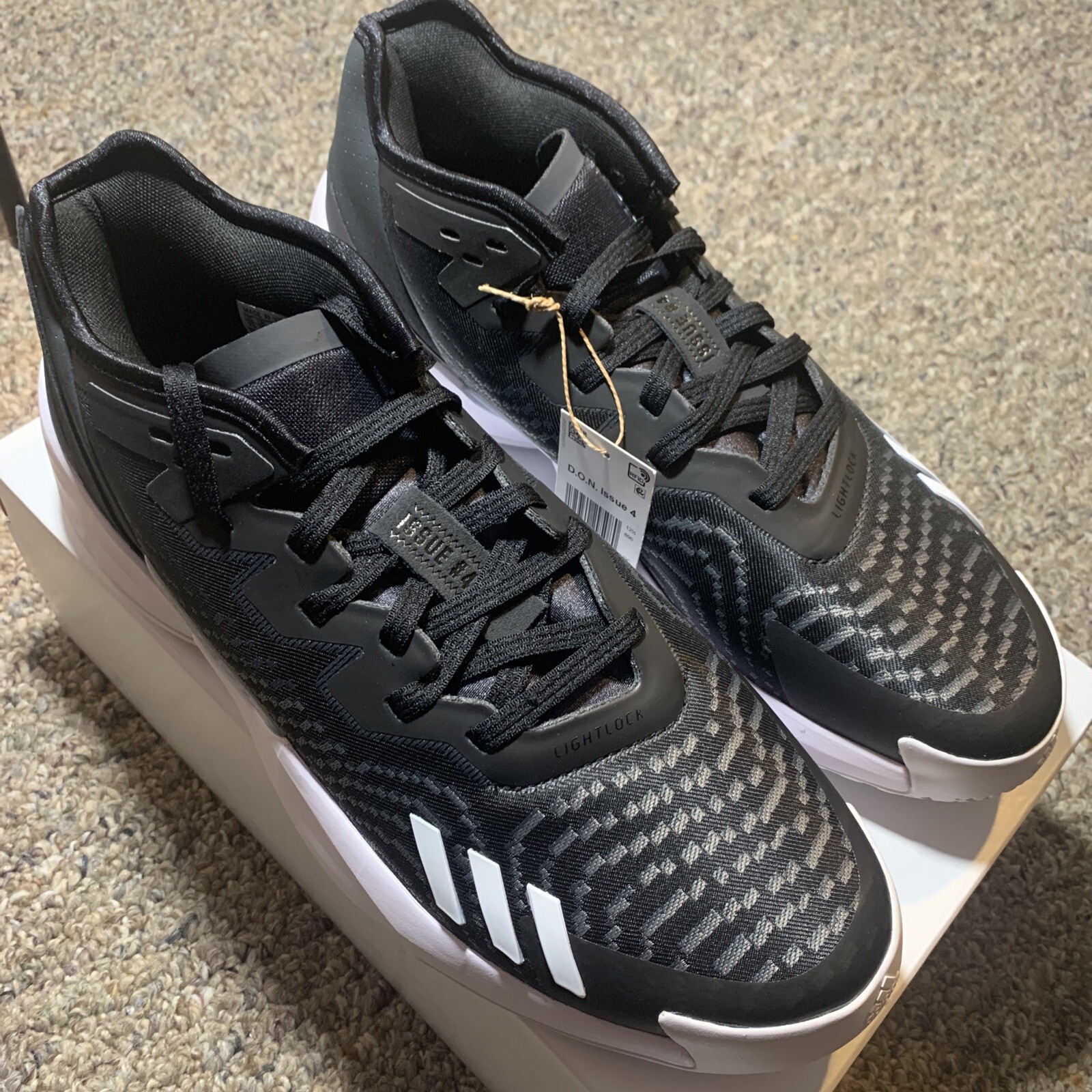 don issue 4 black and white