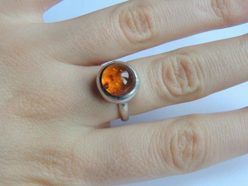 Bague Ancienne En Argent Massif Et Ambre - Taille 47, Inclusion D'ambre Grand Format