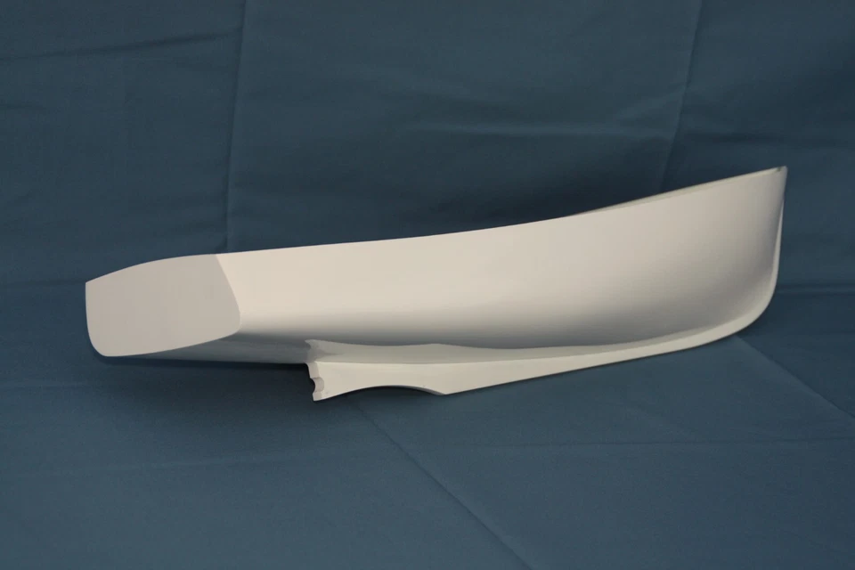 Gfk Rumpf 8,2m Motorbarkasse in M1:15 - Bild 3 von 4