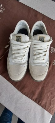 Vans Off The Wall A.V.E Pro Skateboard Shoes  Größe 40 in Weiß 