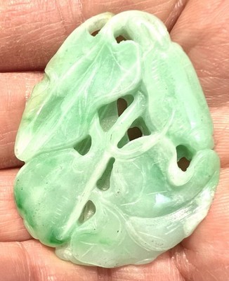 Vintage geschnitzter 2-seitiger natürlicher Jadeit Jade Lotusblatt Blumen Anhänger, 18,43 g, F50