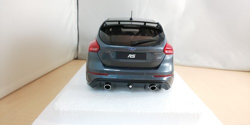 AUTOart 1/18 Ford Focus RS Metallic Gray Completed - Picture 6 of 9