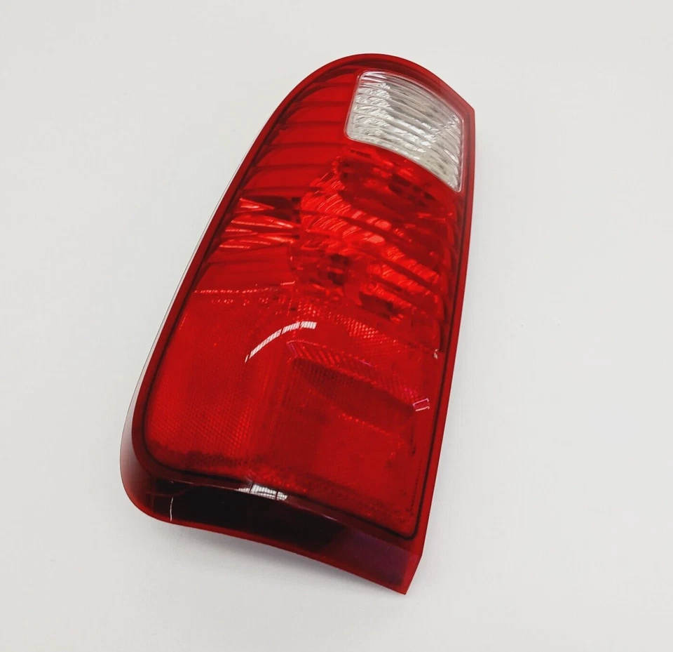 尾灯驱动器左侧适用于福特 Super Duty 2008 - 2016 3301936LUS Depo — 第 2/4 张图片