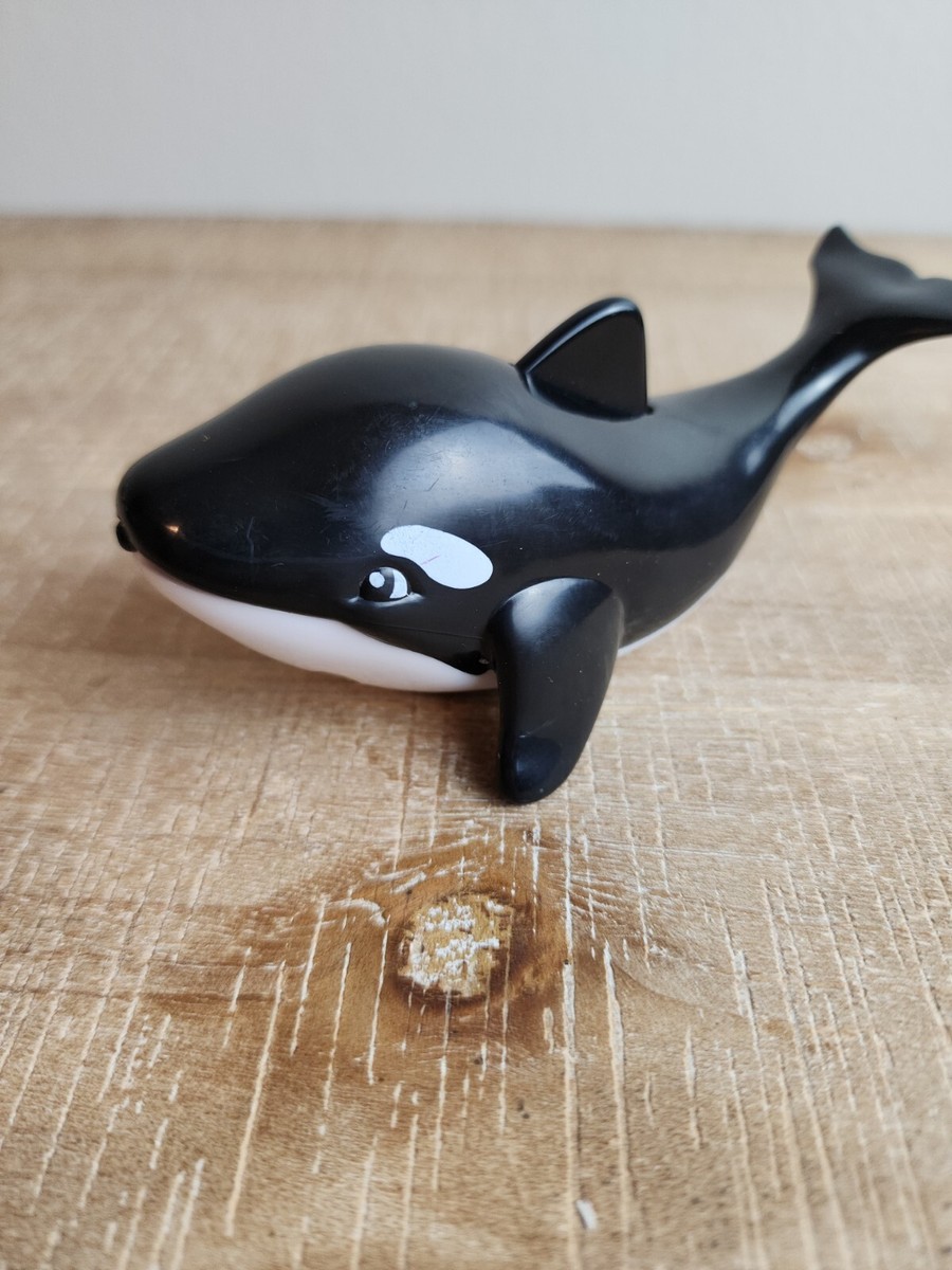 Wendys Kids Meal Toy 2013 5” Seaworld Parks Plastic Orca Whale