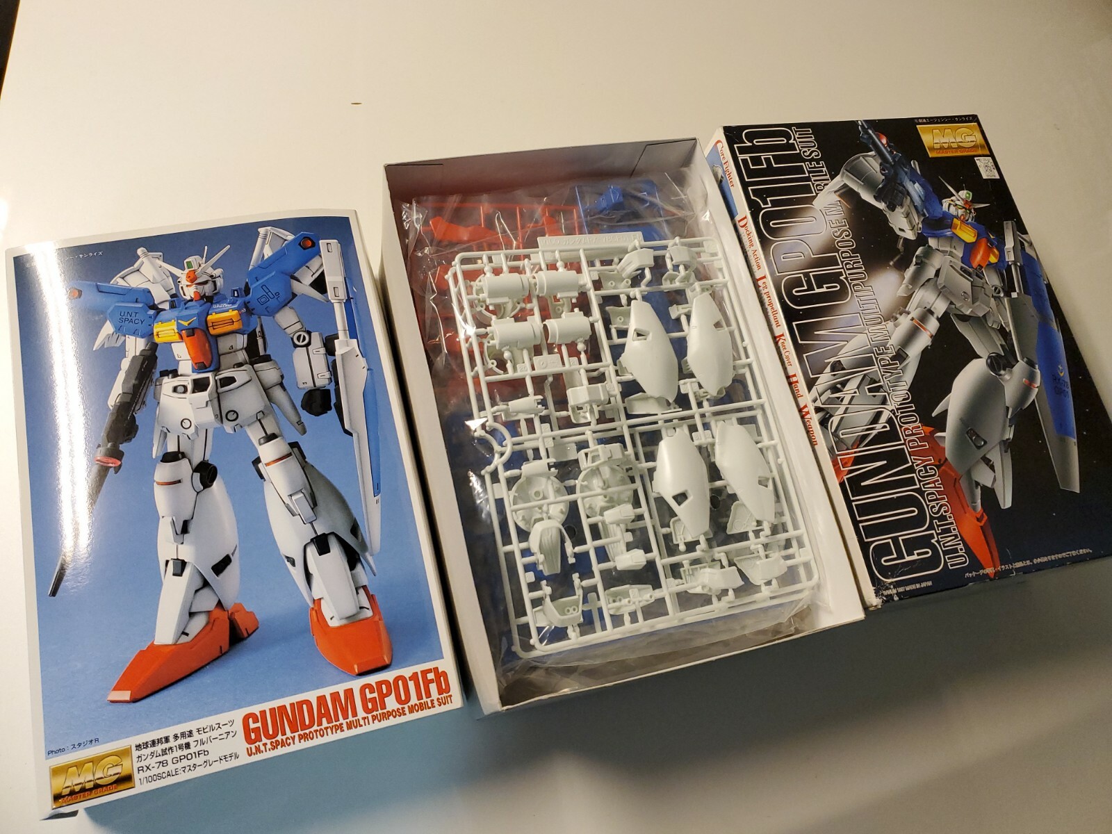 Bandai Mg Gundam Rx 78 Gp01fb 1 100 Scale Kit For Sale Online Ebay