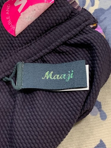 Maaji 4 way Reversable Bikini Swimsuit Top Womens size Large Pink Floral Black - 第 13/19 張圖片