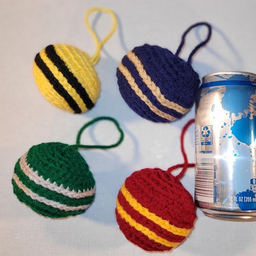 Hogwarts "Bufandas de casa" Adornos - Ganchillo hecho a mano - Juego de 4 - Imagen 6 de 7