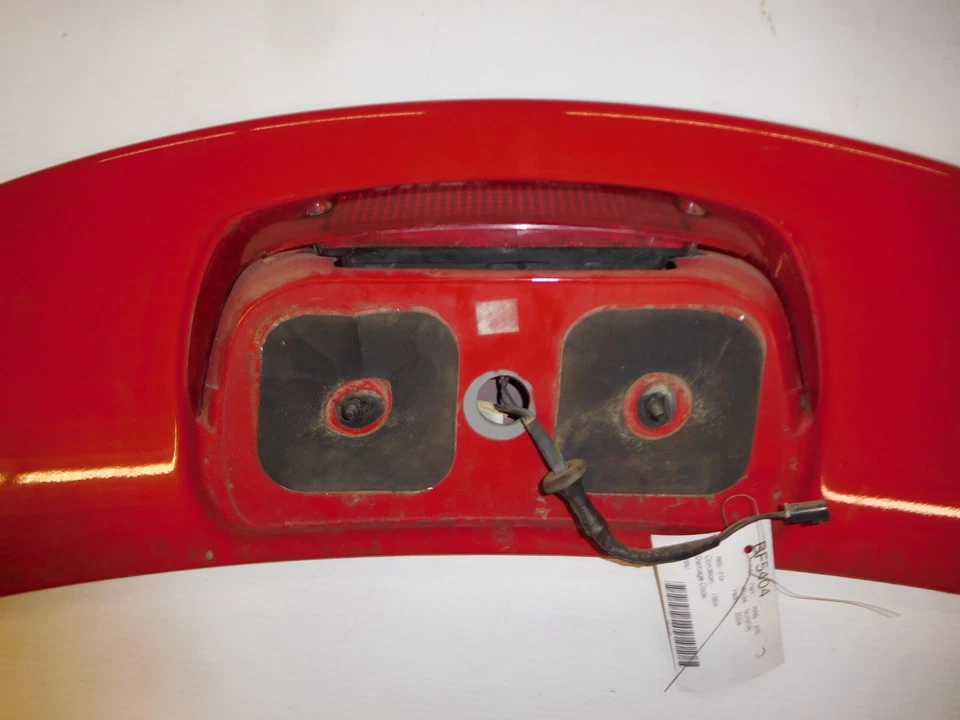 OEM Pontiac Sunfire Trunk Lid Spoiler Wing  Bright Red 1995-2005 2 Door Coupe - Imagem 3 de 4