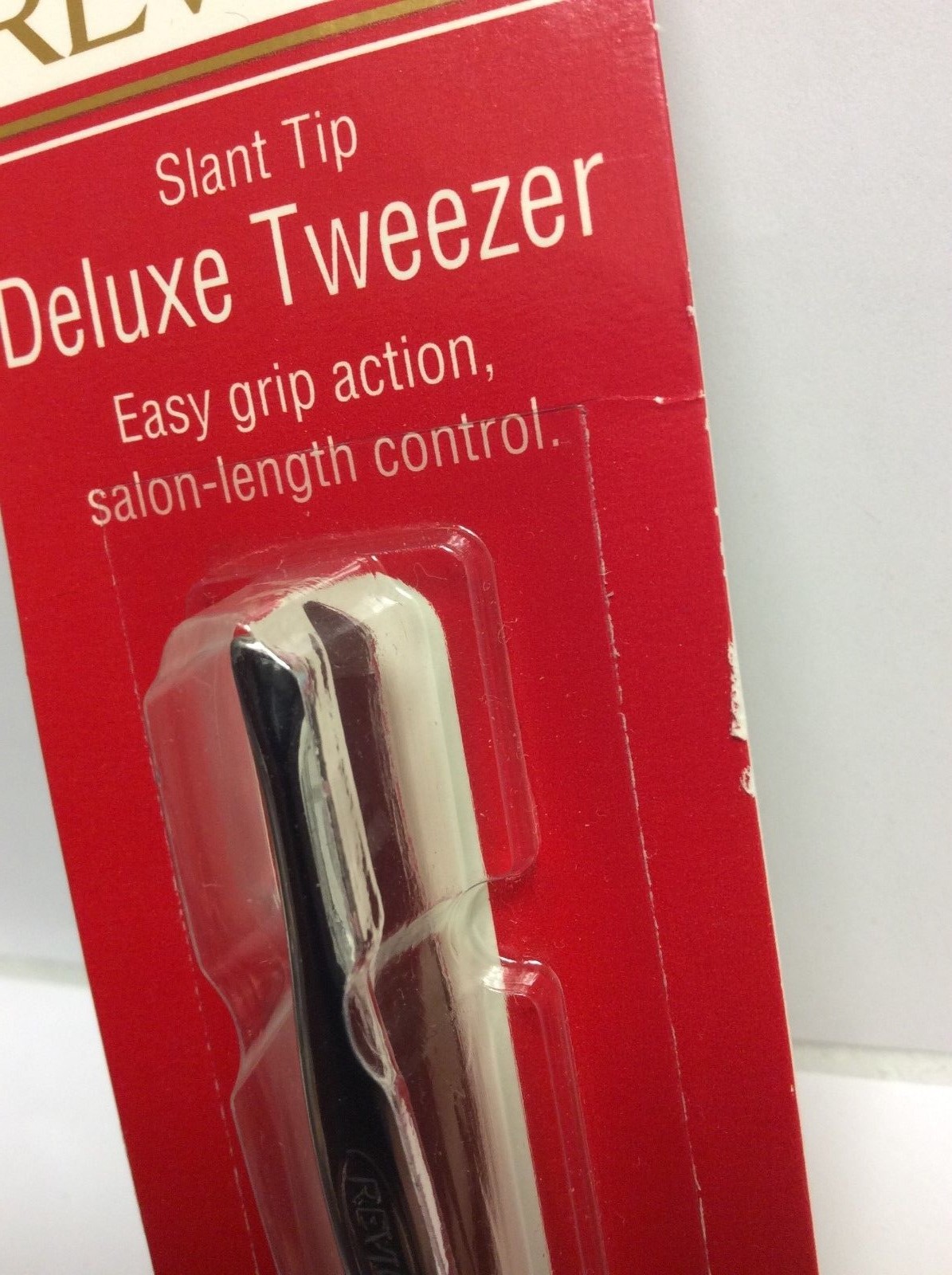 Revlon deluxe tweezer slant tip EASY GRIP ACTION TWEEZERS 2326-10 NEW.