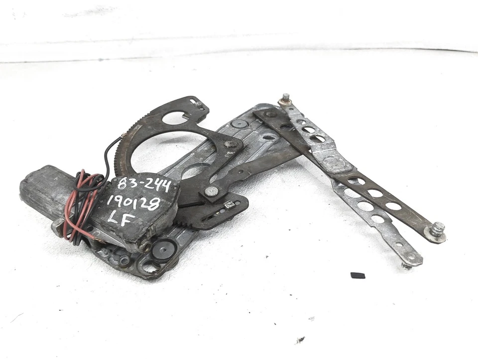 Volvo 244 1983 puerta del conductor delantero ventana eléctrica motor regulador 12551750 Foto 3 de 4