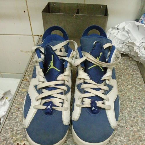 Jordan 6 UK 7