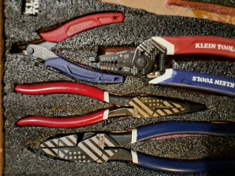 Klein Tools Limited Edition Blackout and American Forged  Sets In A Case - Image 2 of 4