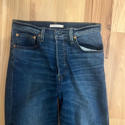 Levi's Ribcage Straight Ankle Jeans   Women's Size 31 x 27