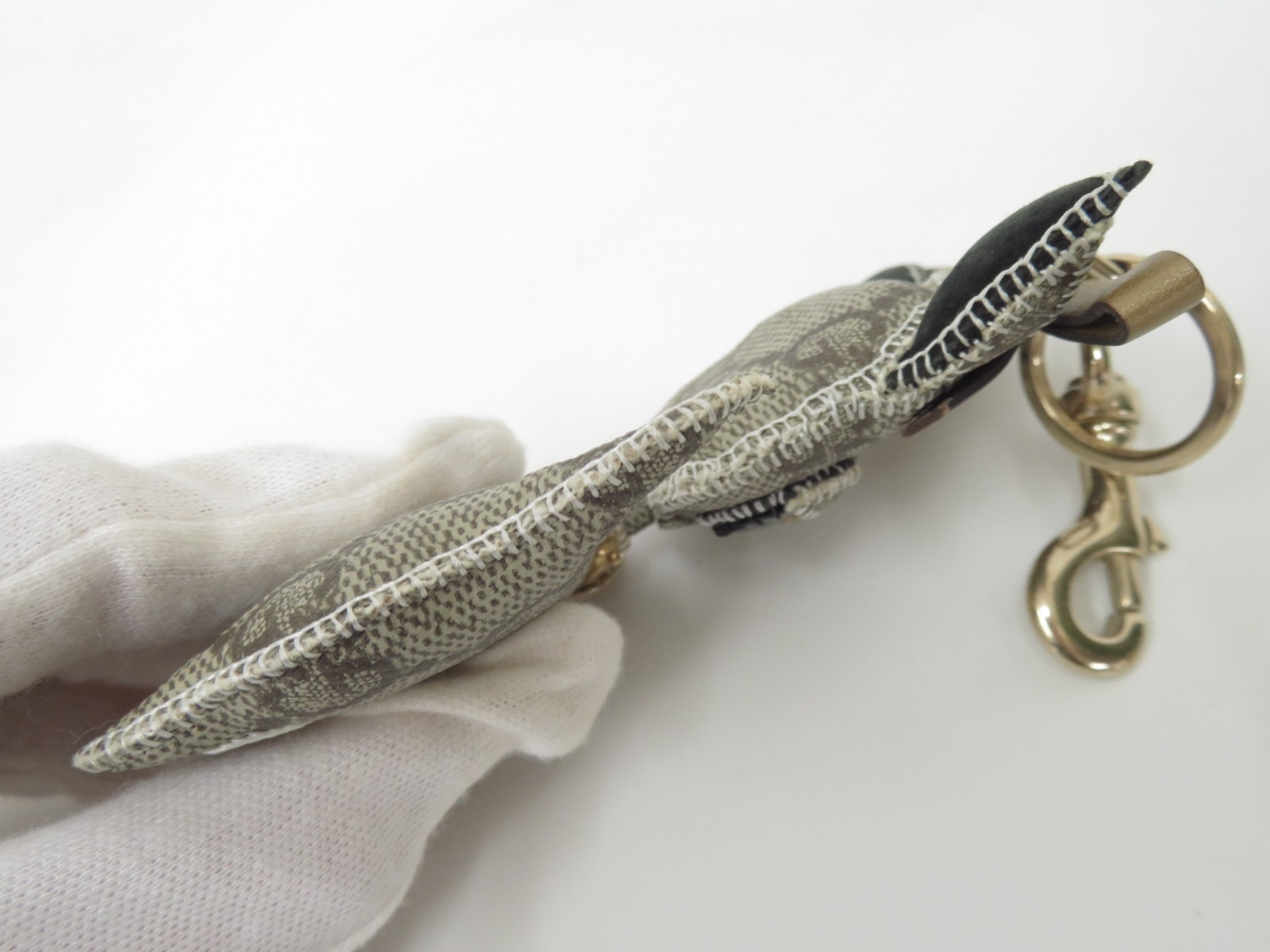 Authentic GUCCI Guccioli Dog Key Holder Bag Charm Accessory I#53188 image 5