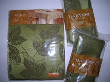 NEW Green damask Tablecloth and 8 napkins set Cascading Leaf pattern 60x84"