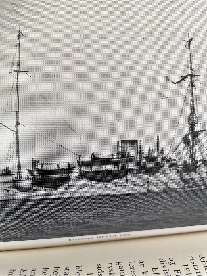 Vore Krydsere by Steensen, Robert Steen - Danish Naval History 1971 PB- - Image 4 of 4