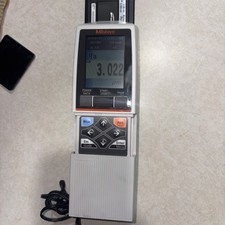 Mitutoyo SJ-210 Portable Surface Roughness Tester/Profilometer