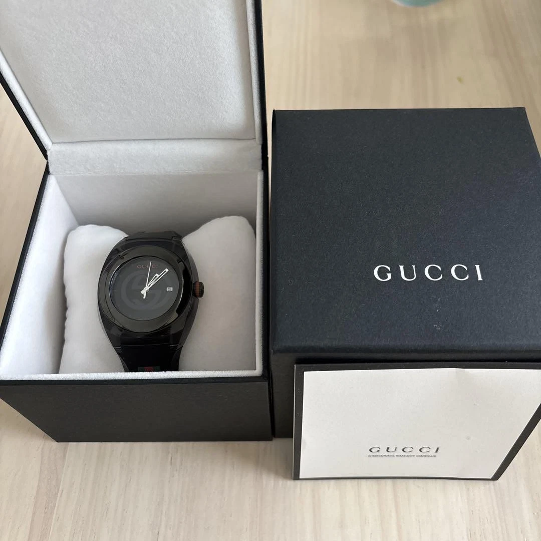 Montre Gucci Sync YA137107A ceinture caoutchouc noir quartz acier inoxydable