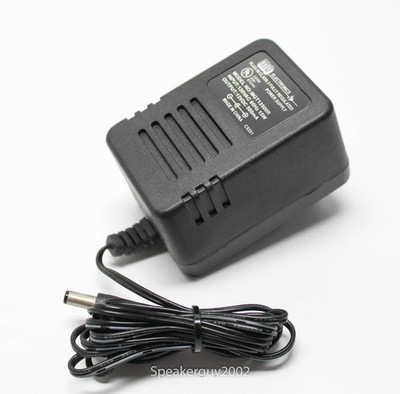 MG ELectronics Power Supply / MGT12500R / 12 VDC 500 mA -- P2