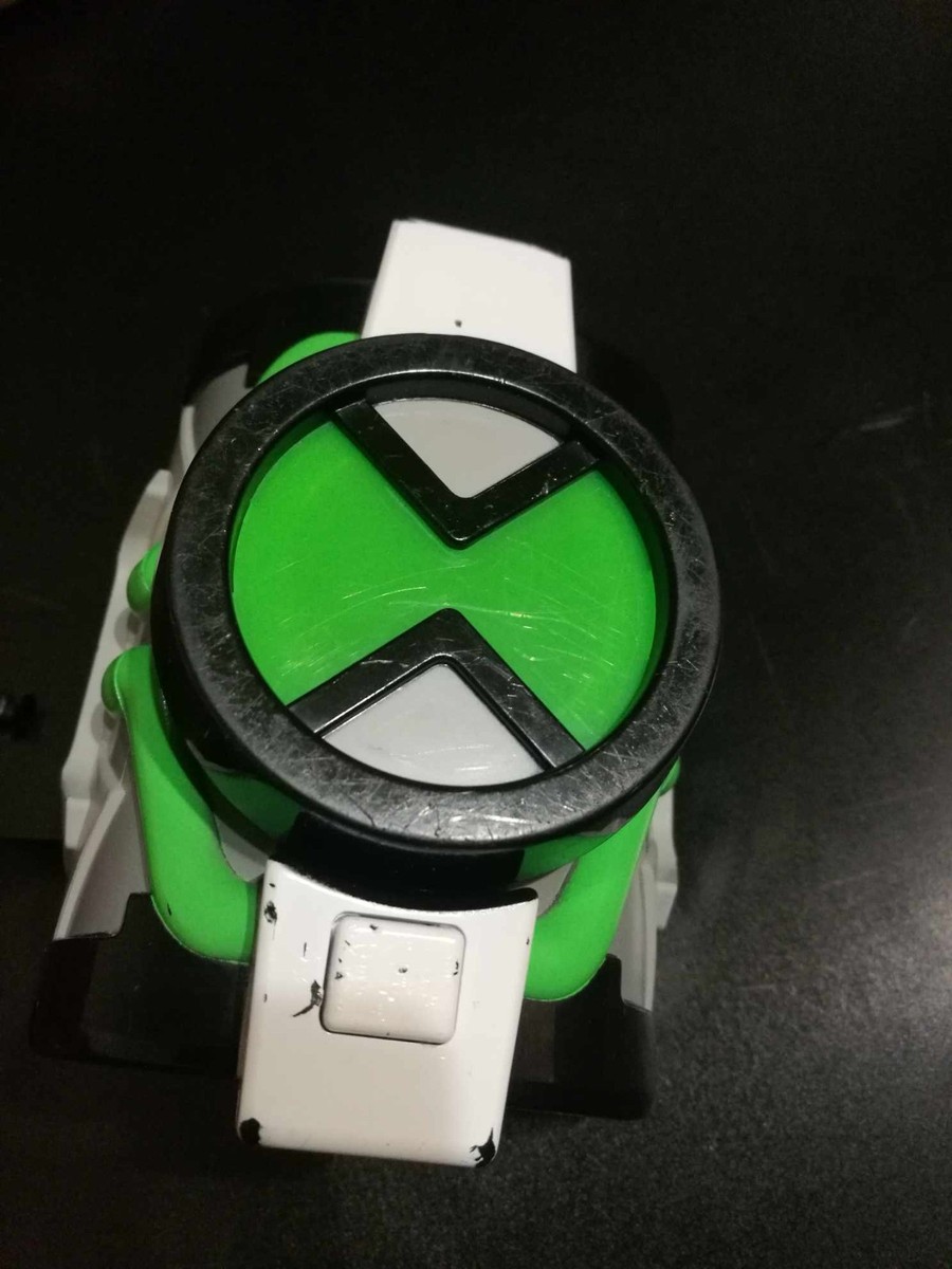 Playmates 2020 Ben 10 Omnitrix Omni-Strike Watch 76956 Fx Lights