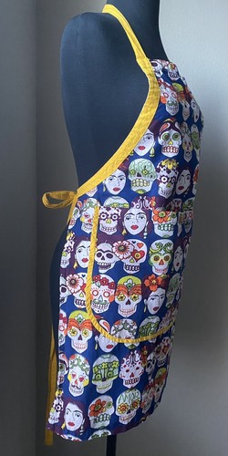Delantal Karma Living Frida Kahlo Día de Muertos 100% Algodón Bolsillos Calavera - Imagen 6 de 14