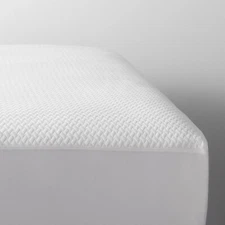 Made by Design Temperature Balancing Fitted Mattress Protector California King