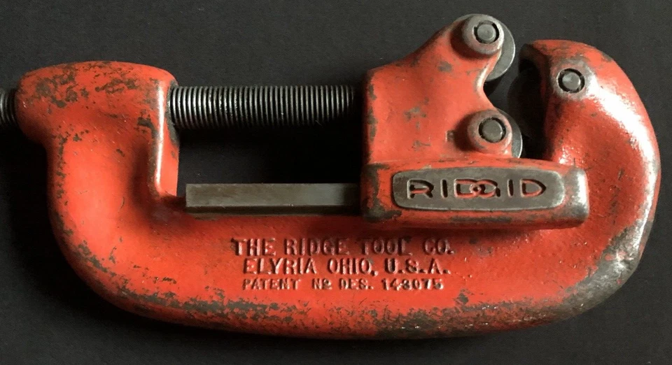 Heavy Duty RIDGID NO 2 PIPE CUTTER 1/8-to-2-inch NO 1-2 - Image 4 of 4