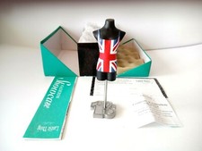 The Latest Thing authentische Figur "Girl Power" 5,7 Zoll Künstler Lacy Bayne